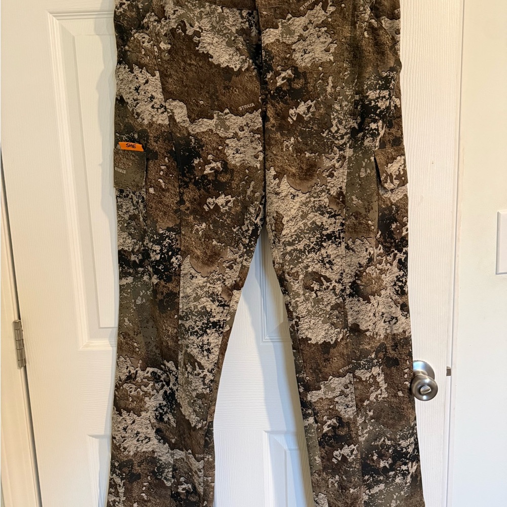 She Outdoors Camouflage Hunting Pants